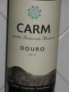 Этикетка португальского вина CARM