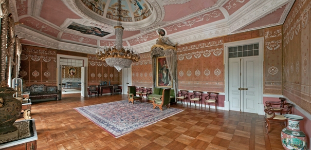 Королевский зал во дворце, Португалия, Монсау, Зеленые вина