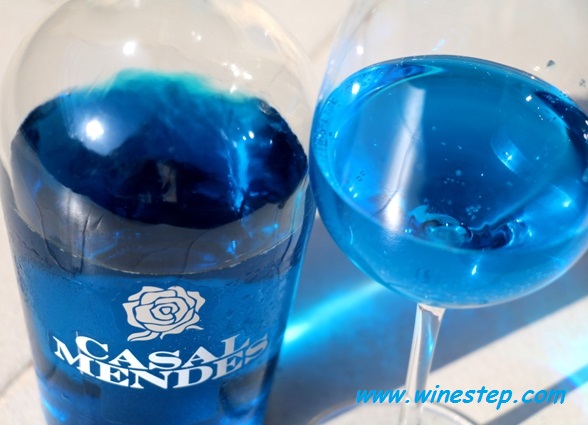 Casal Mendes Blue wine Bacalhôa Aliança